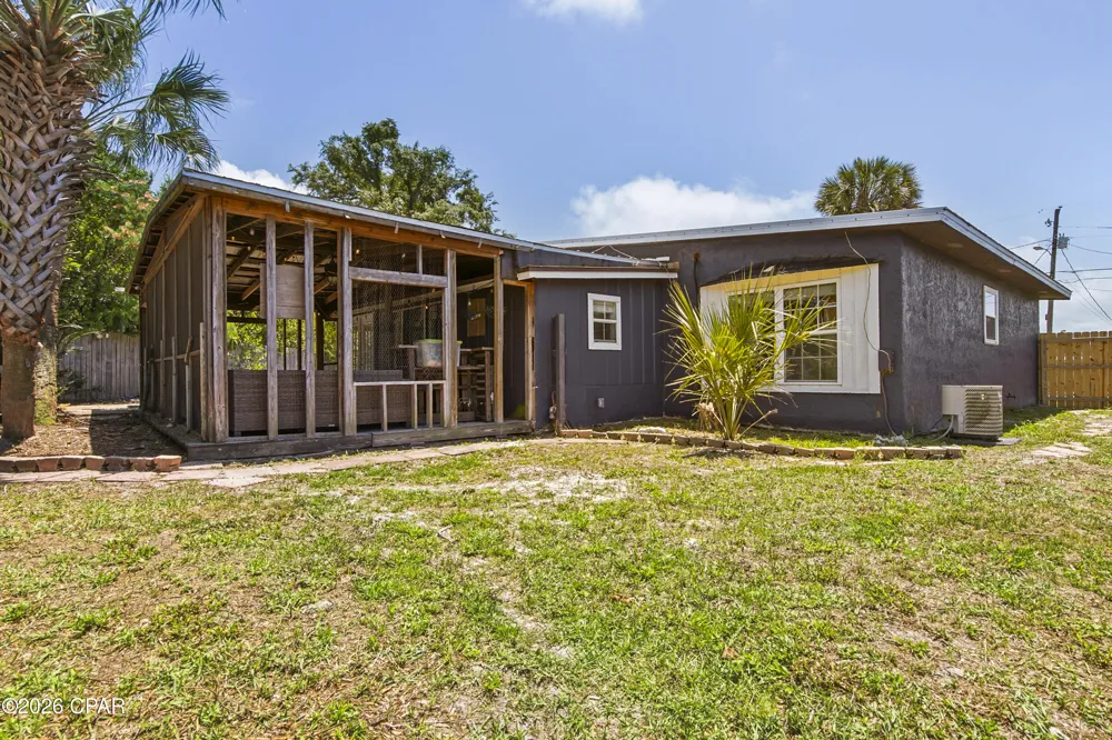 1204 W 12th Street Panama City, FL 32401
