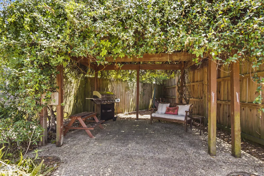1204 W 12th Street Panama City, FL 32401