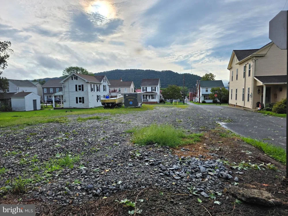 200 MARKET STREET Liverpool, PA 17045