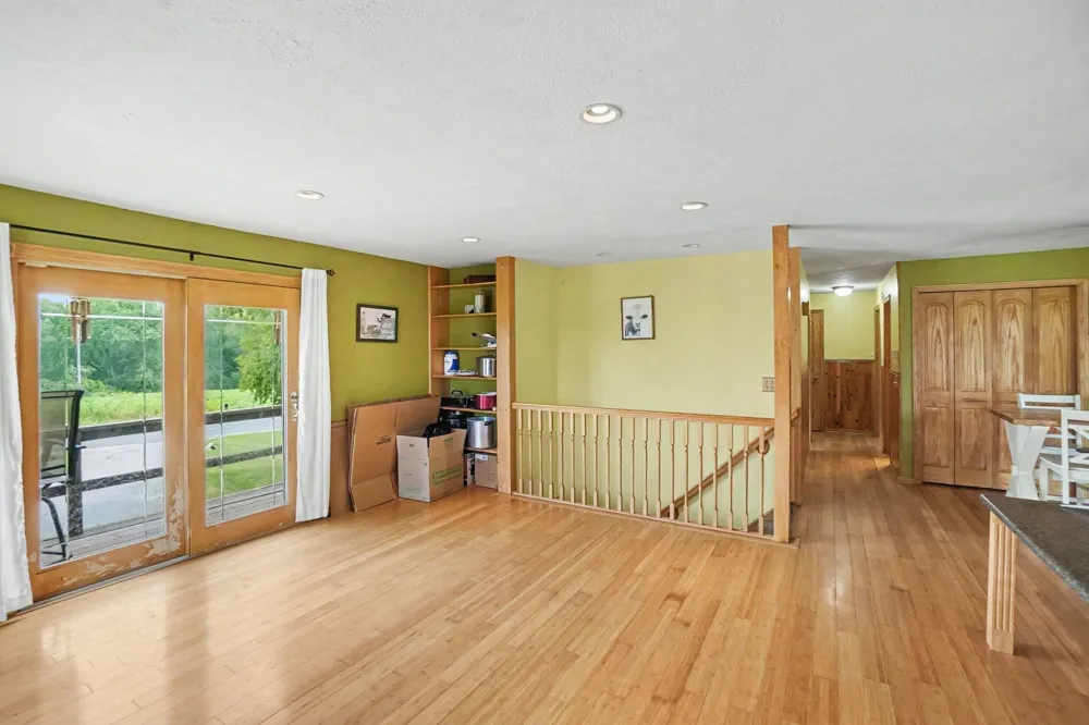 10457 S Gordon Avenue Grant, MI 49327
