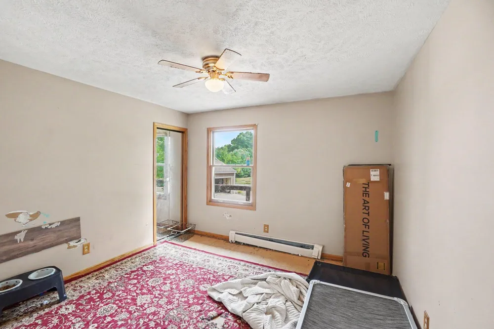10457 S Gordon Avenue Grant, MI 49327