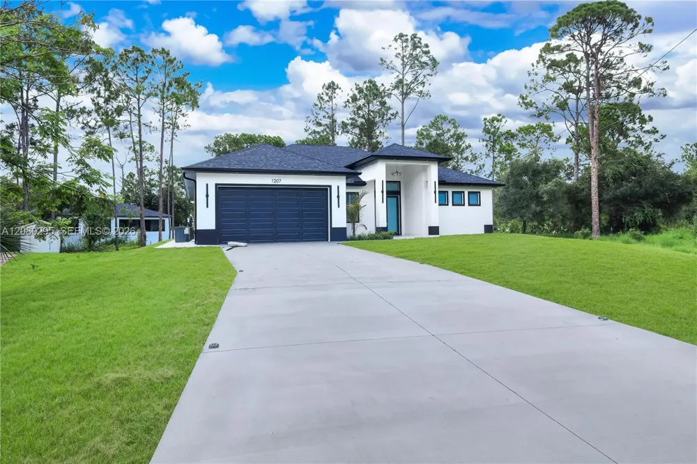 1207 Ramus st e Lehigh Acres, FL 33974