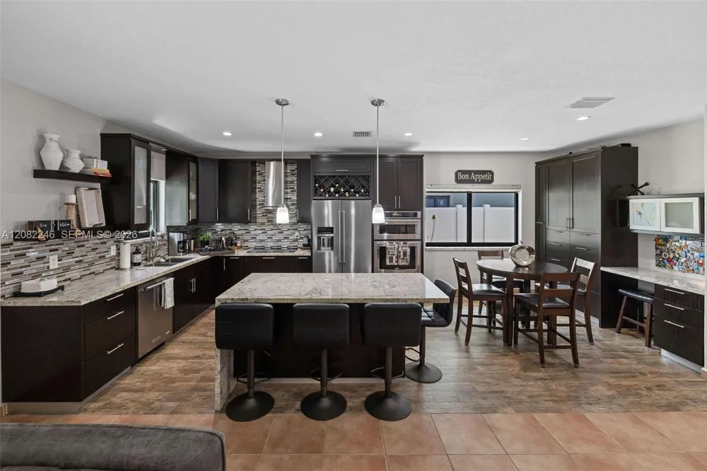 15979 SW 53rd Ter Miami, FL 33185