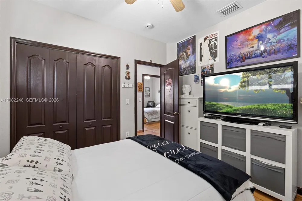 15979 SW 53rd Ter Miami, FL 33185