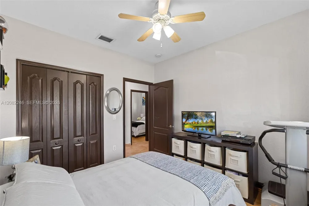 15979 SW 53rd Ter Miami, FL 33185