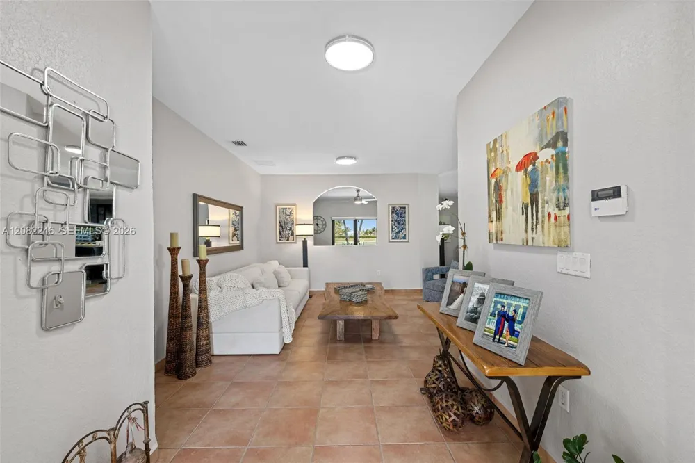15979 SW 53rd Ter Miami, FL 33185