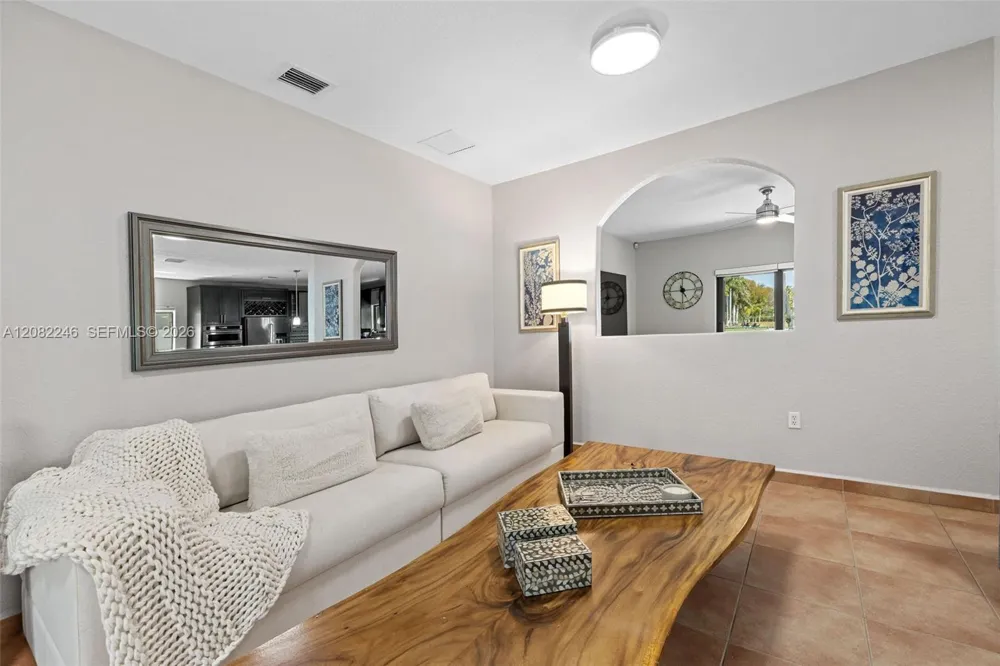 15979 SW 53rd Ter Miami, FL 33185