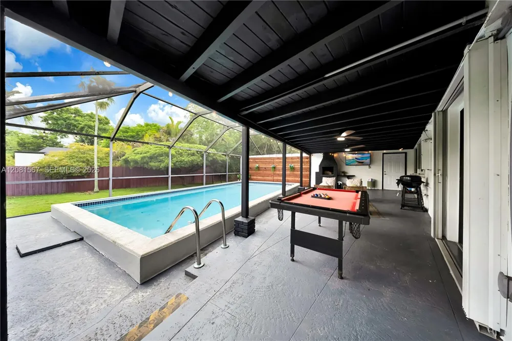 10275 SW 112th St Miami, FL 33176