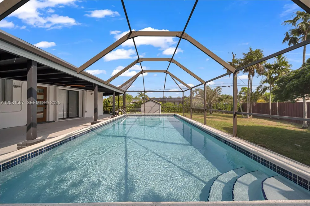 10275 SW 112th St Miami, FL 33176