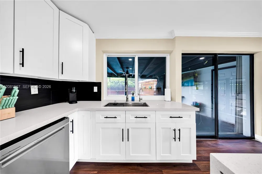 10275 SW 112th St Miami, FL 33176