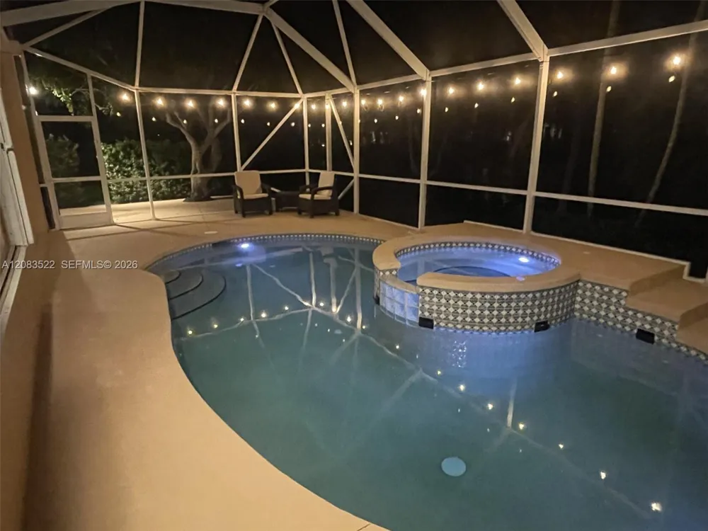 412 Cameron Dr Weston, FL 33326