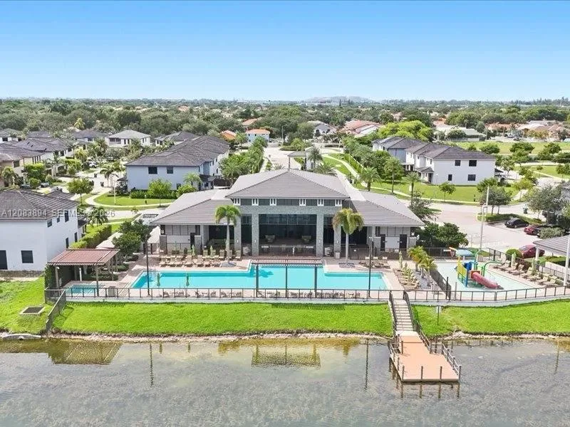 15603 NW 88th Ave Miami Lakes, FL 33018