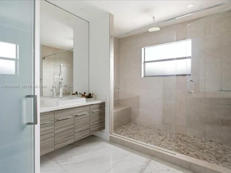 15603 NW 88th Ave Miami Lakes, FL 33018