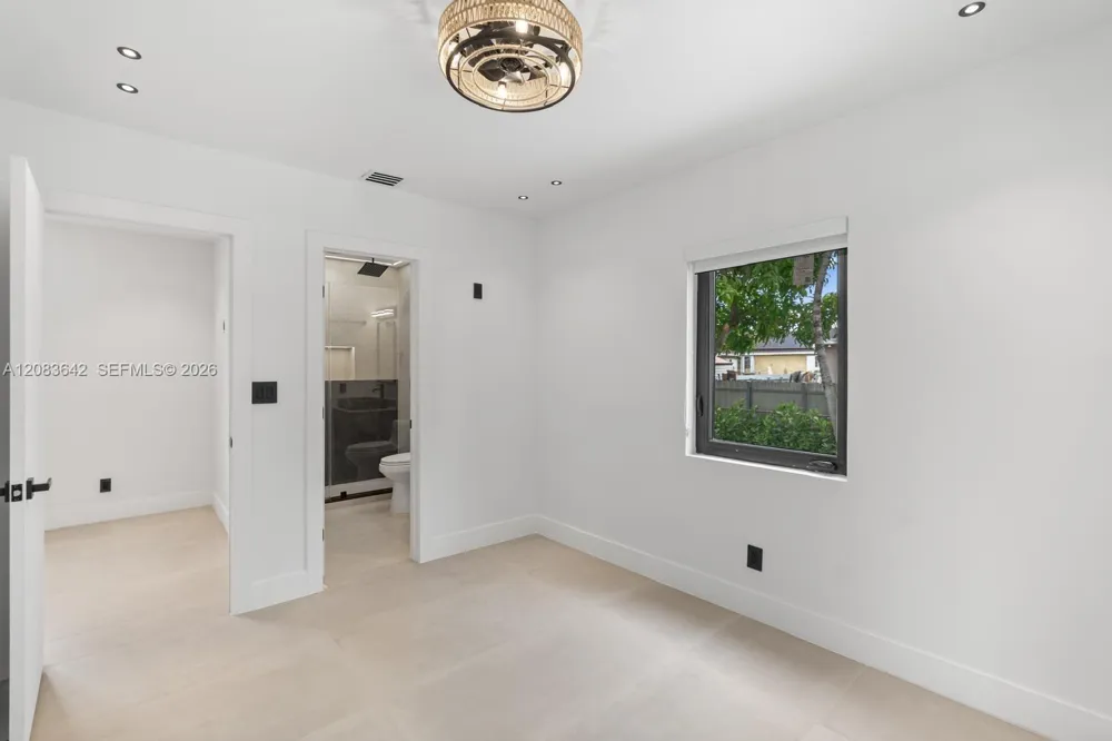401 NW 81st St #401 Miami, FL 33150