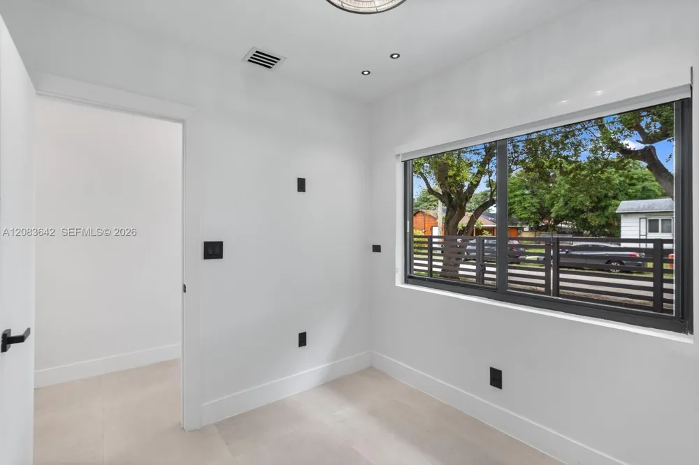 401 NW 81st St #401 Miami, FL 33150
