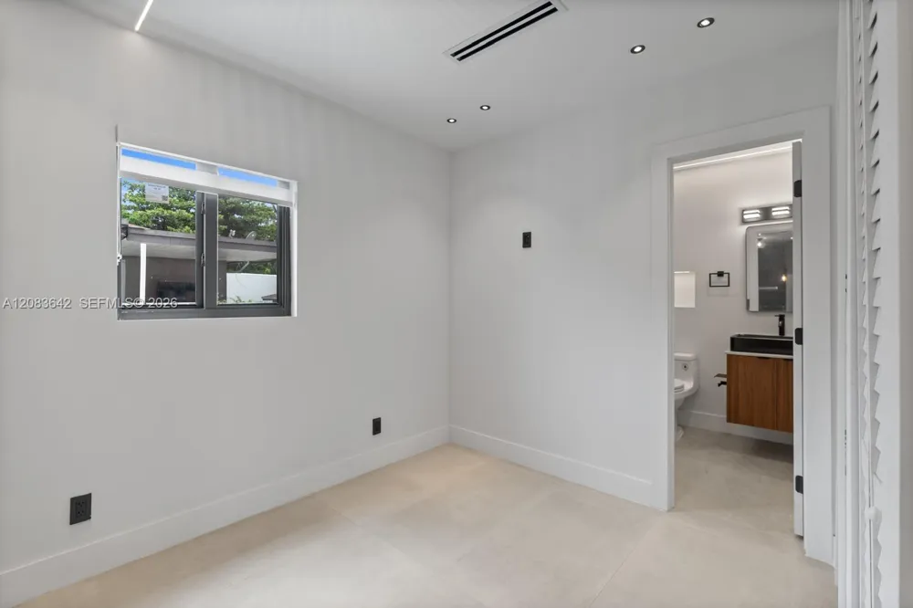401 NW 81st St #401 Miami, FL 33150