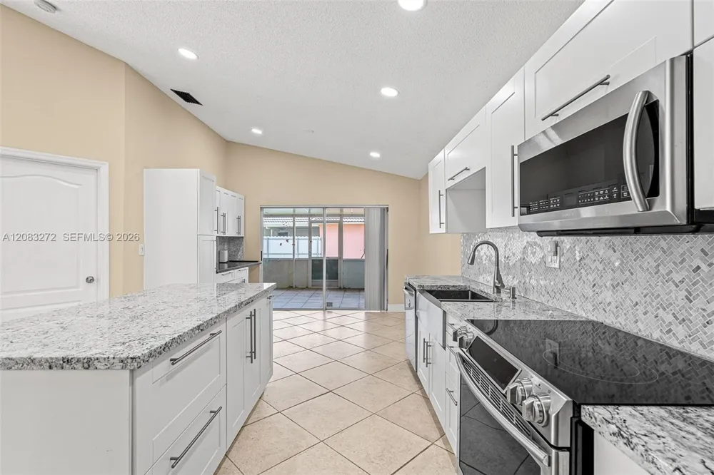 14364 SW 176th Ter Miami, FL 33177