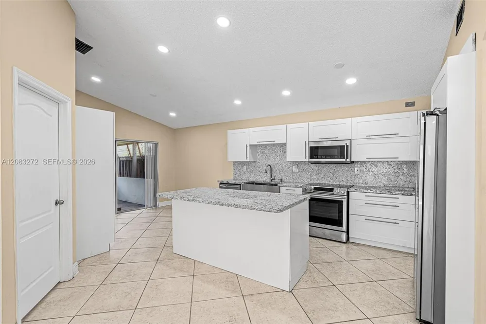 14364 SW 176th Ter Miami, FL 33177