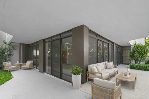 108 Lakeshore Drive #140