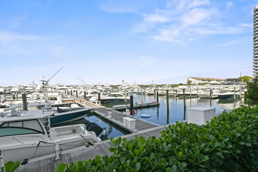 108 Lakeshore Drive #140 North Palm Beach, FL 33408