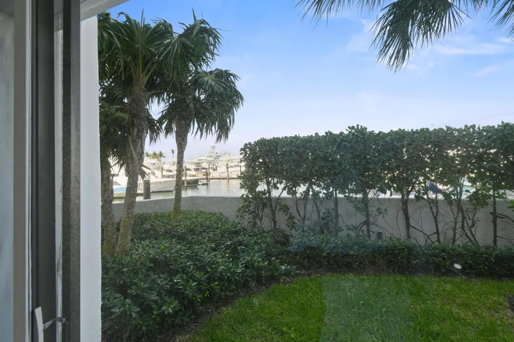108 Lakeshore Drive #140 North Palm Beach, FL 33408