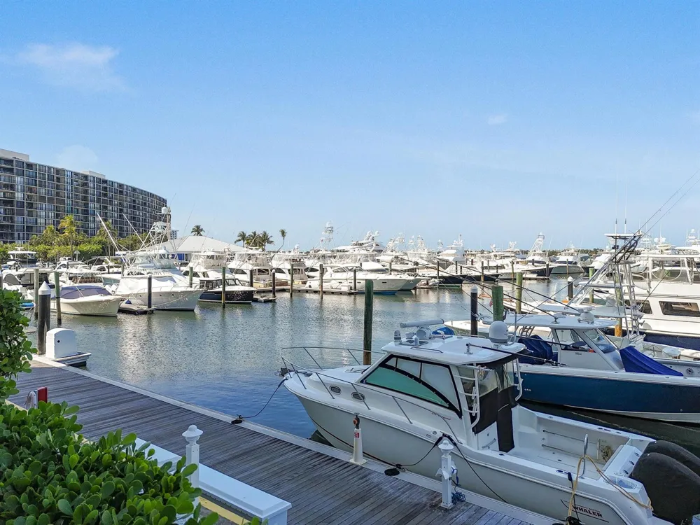 108 Lakeshore Drive #140 North Palm Beach, FL 33408