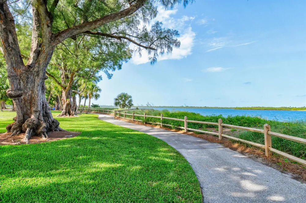 108 Lakeshore Drive #140 North Palm Beach, FL 33408