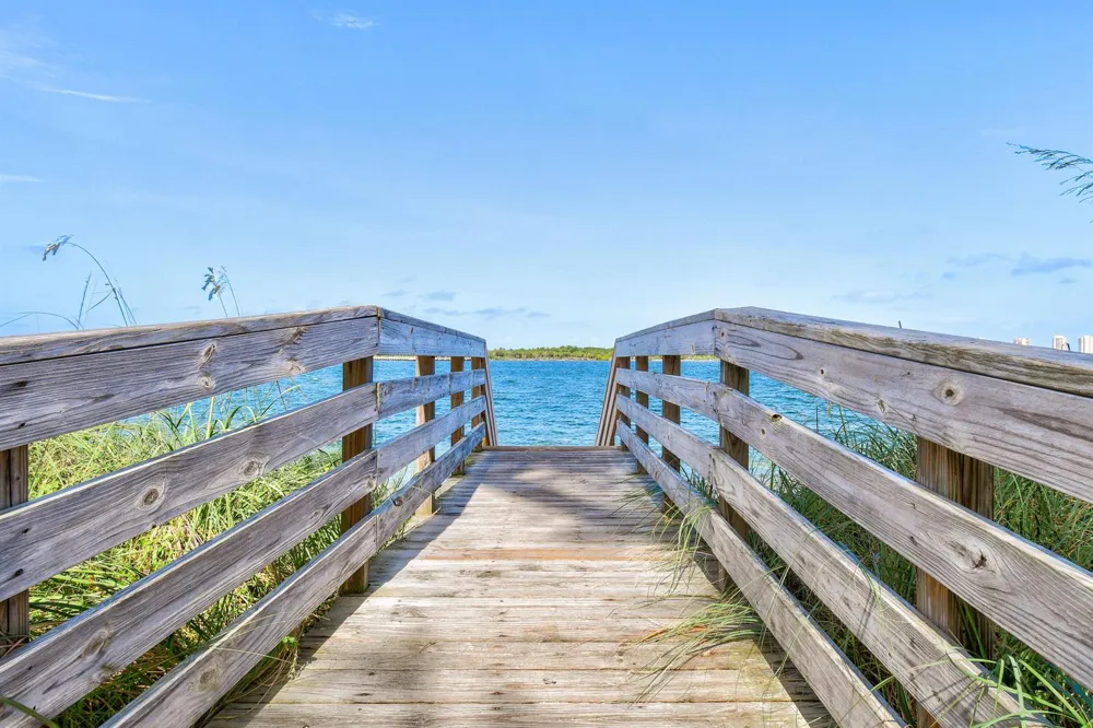 108 Lakeshore Drive #140 North Palm Beach, FL 33408
