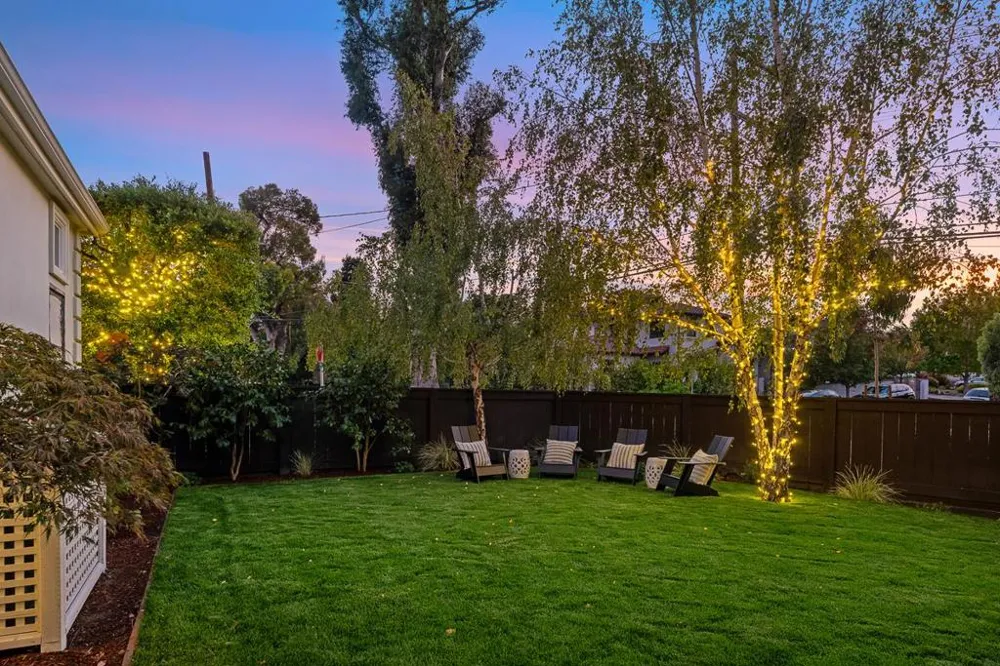 1270 Drake Avenue Burlingame, CA 94010