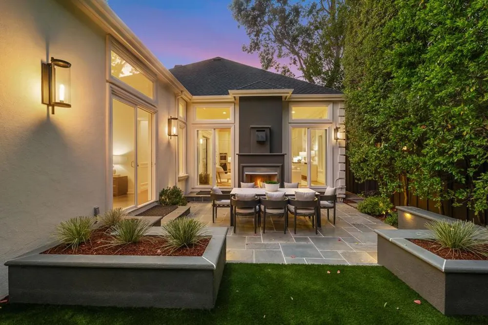 1270 Drake Avenue Burlingame, CA 94010