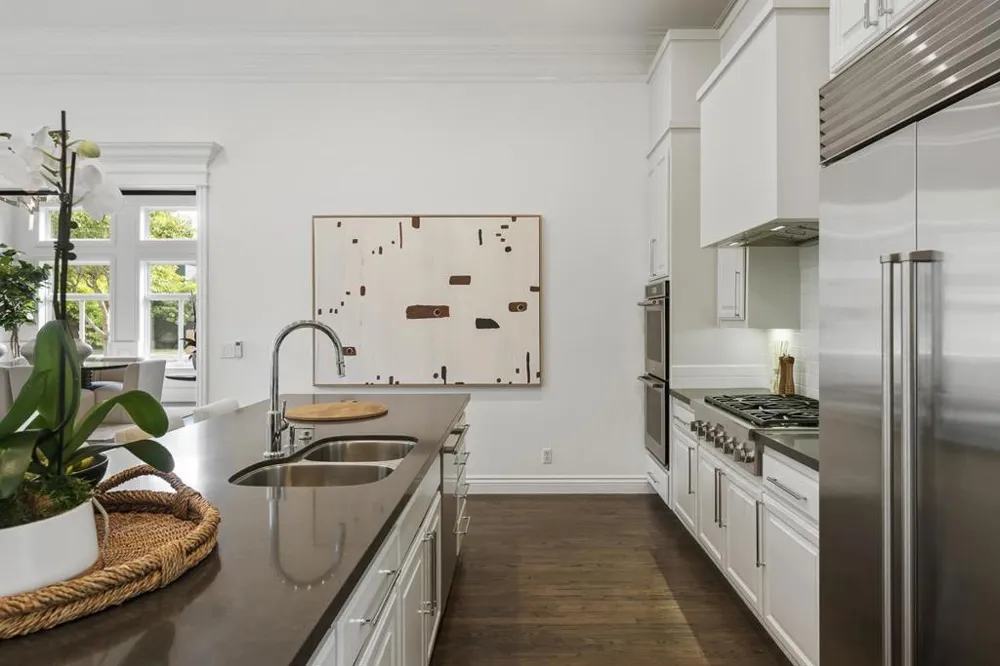 1270 Drake Avenue Burlingame, CA 94010