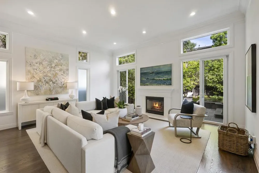 1270 Drake Avenue Burlingame, CA 94010