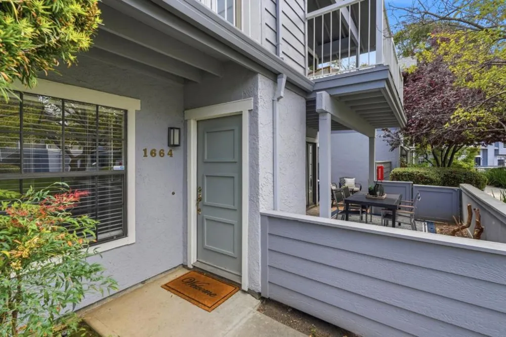 1664 Vista Del Sol San Mateo, CA 94404