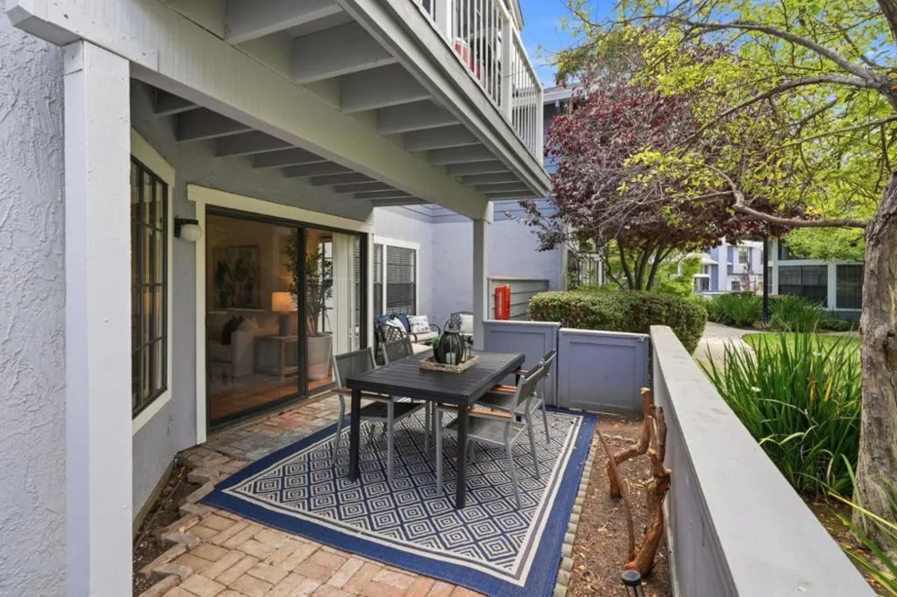 1664 Vista Del Sol San Mateo, CA 94404
