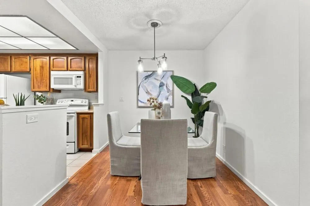 1664 Vista Del Sol San Mateo, CA 94404