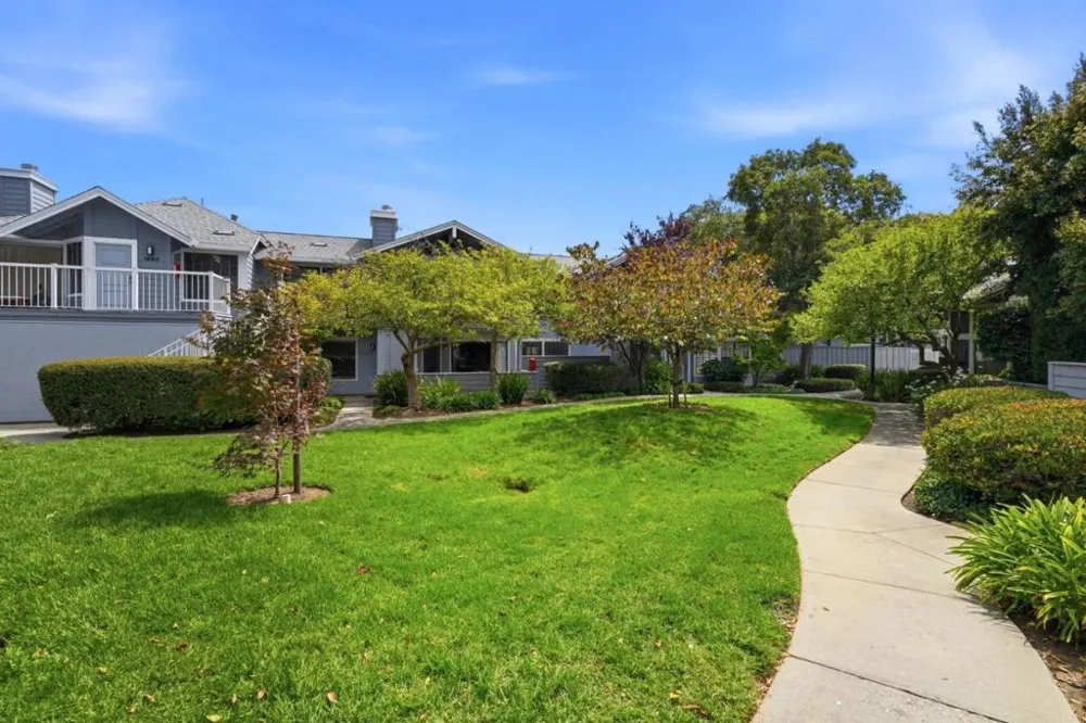 1664 Vista Del Sol San Mateo, CA 94404