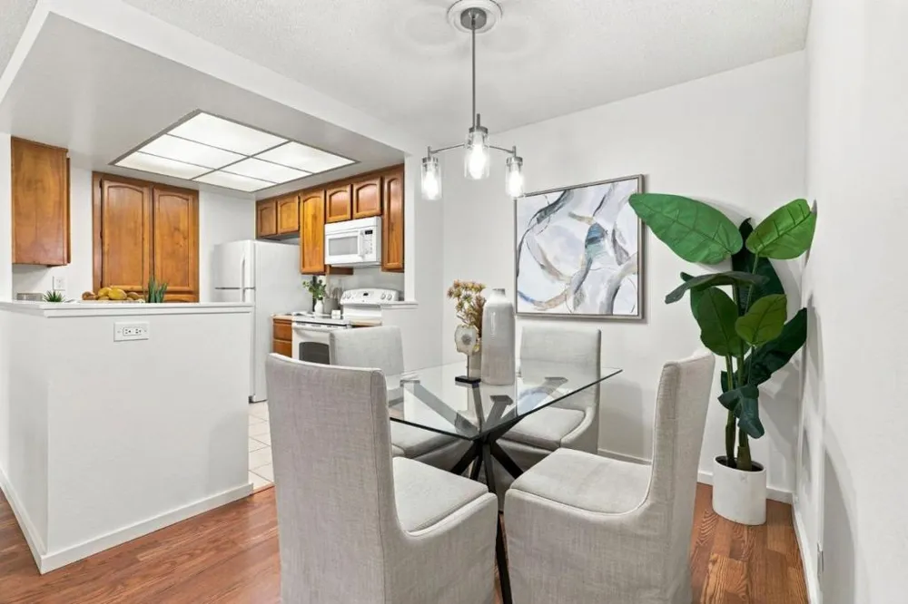 1664 Vista Del Sol San Mateo, CA 94404