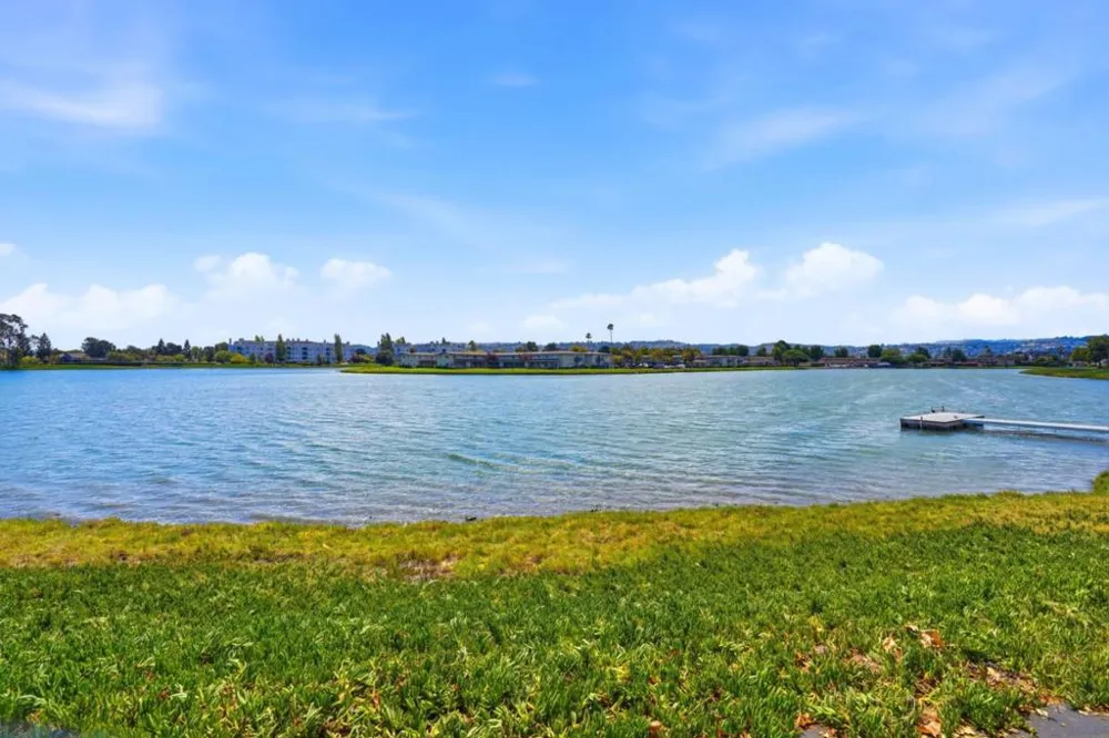 1664 Vista Del Sol San Mateo, CA 94404