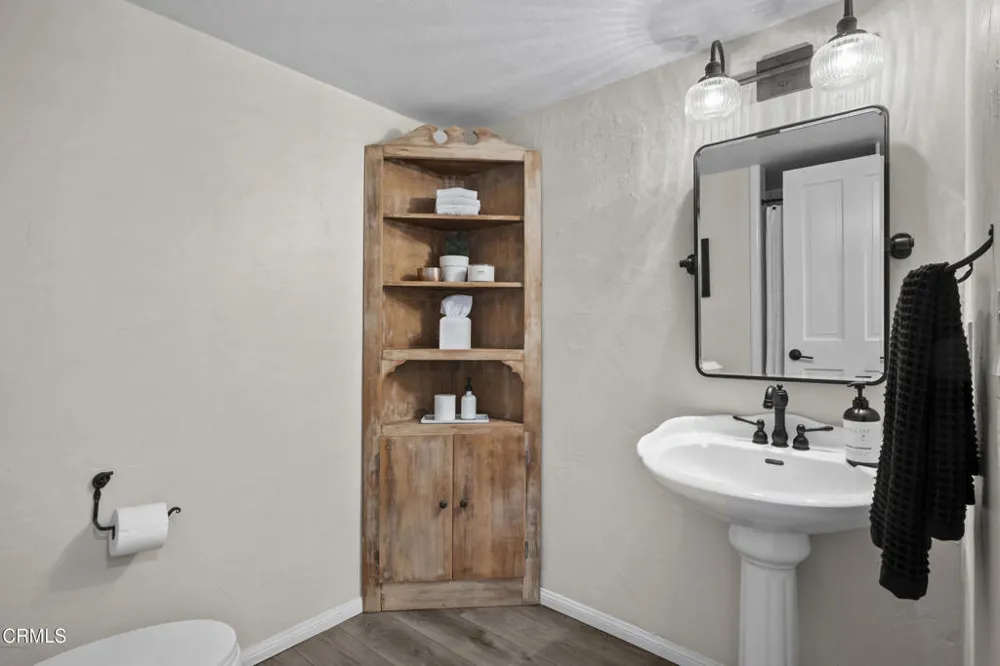 11780 Barranca Road Santa Rosa, CA 93012