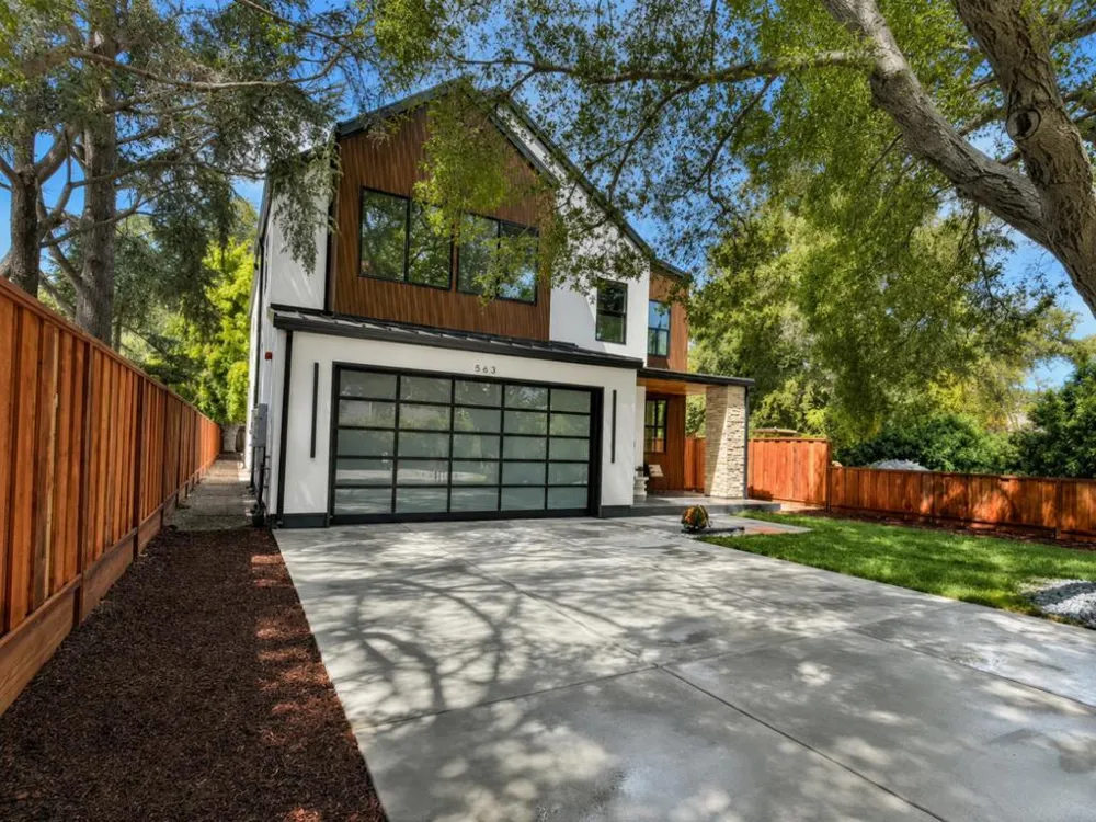 563 Encina Avenue Menlo Park, CA 94025
