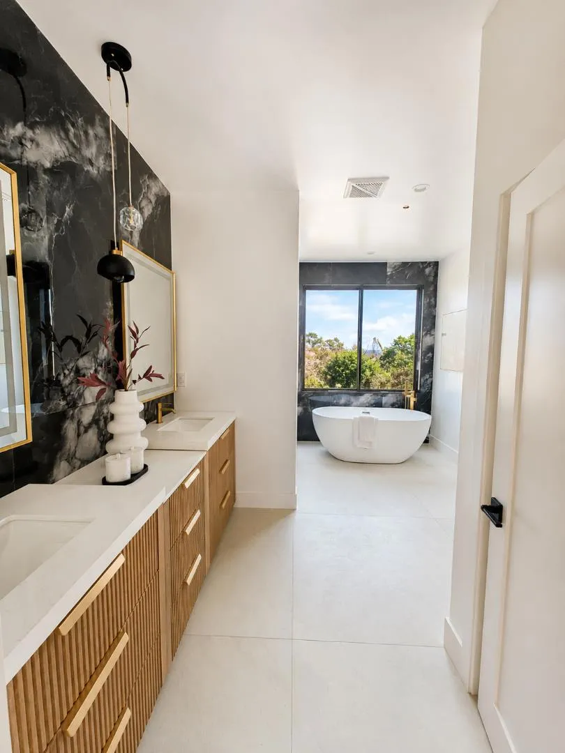 563 Encina Avenue Menlo Park, CA 94025