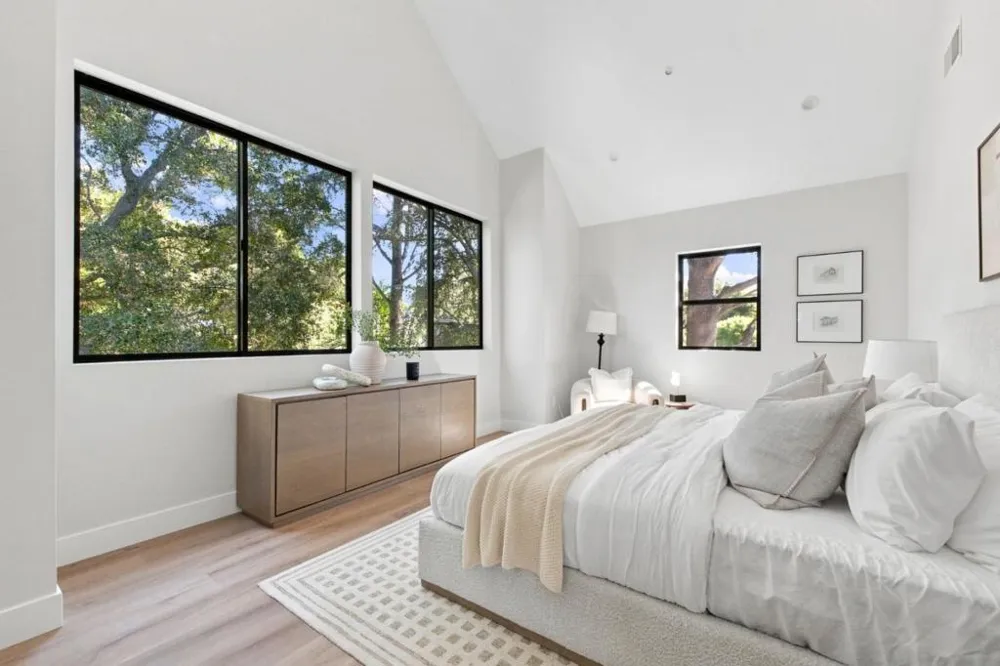 563 Encina Avenue Menlo Park, CA 94025