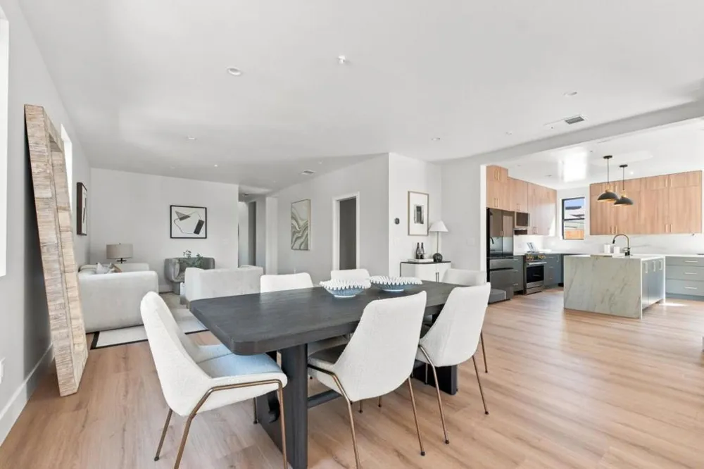 563 Encina Avenue Menlo Park, CA 94025