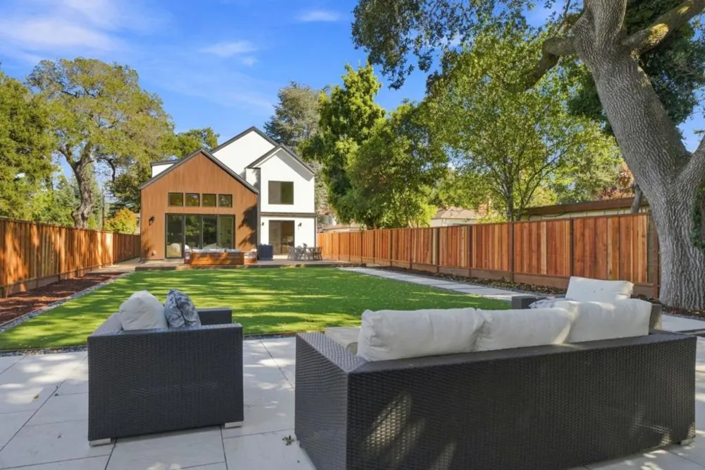 563 Encina Avenue Menlo Park, CA 94025