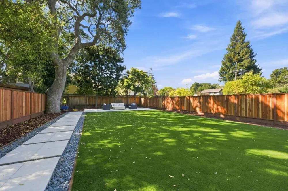 563 Encina Avenue Menlo Park, CA 94025