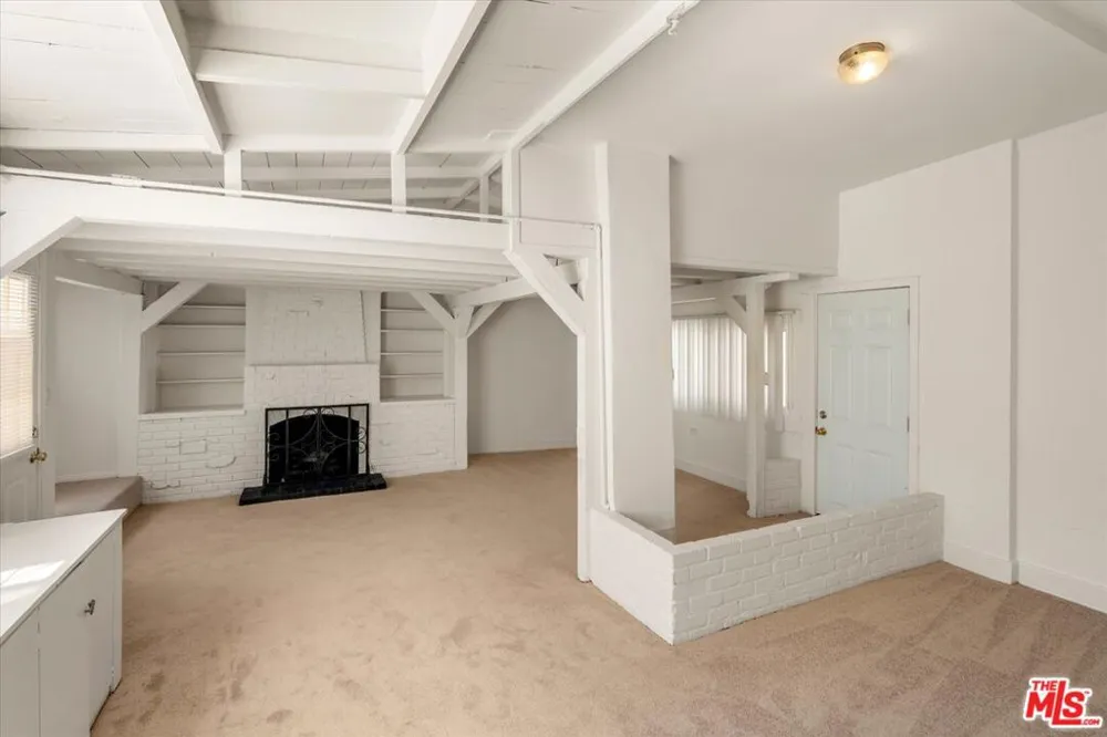 1644 Monterey Boulevard Hermosa Beach, CA 90254