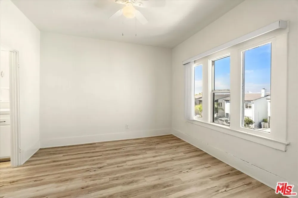 1644 Monterey Boulevard Hermosa Beach, CA 90254