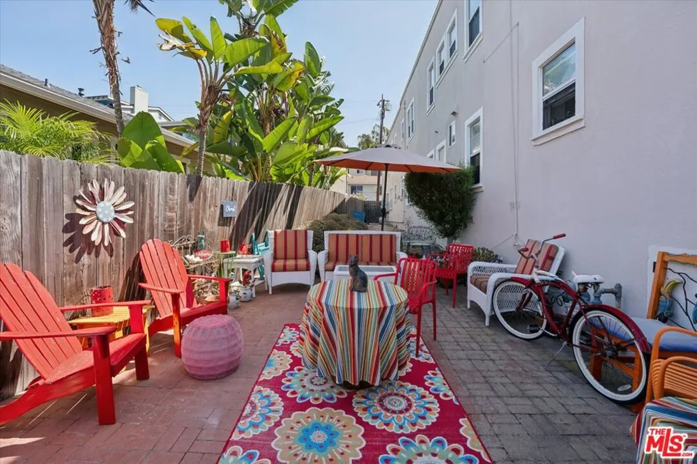 1644 Monterey Boulevard Hermosa Beach, CA 90254