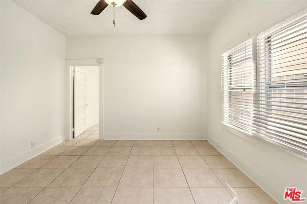 1644 Monterey Boulevard Hermosa Beach, CA 90254