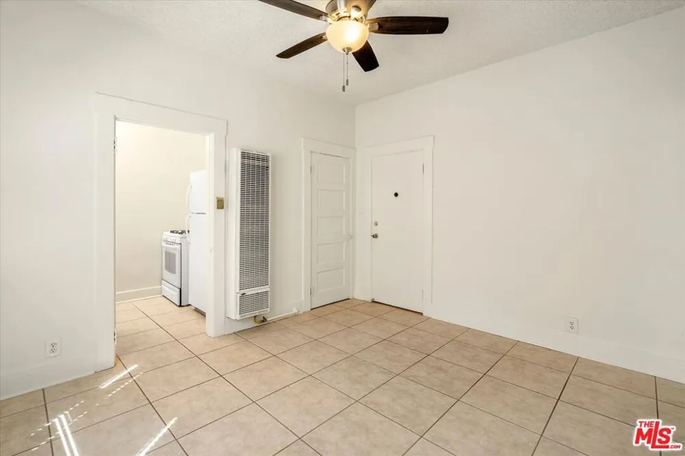 1644 Monterey Boulevard Hermosa Beach, CA 90254